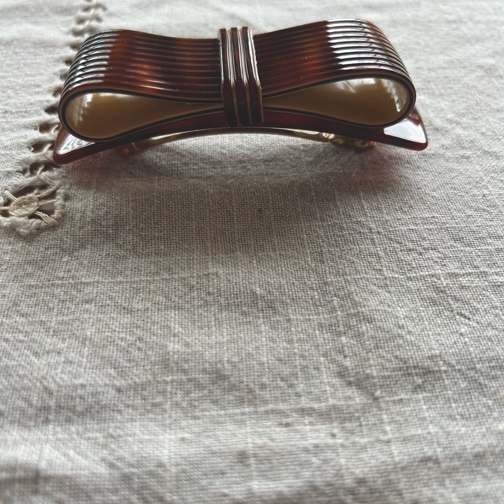 Anthropologie France Luxe Bow Hair Clip